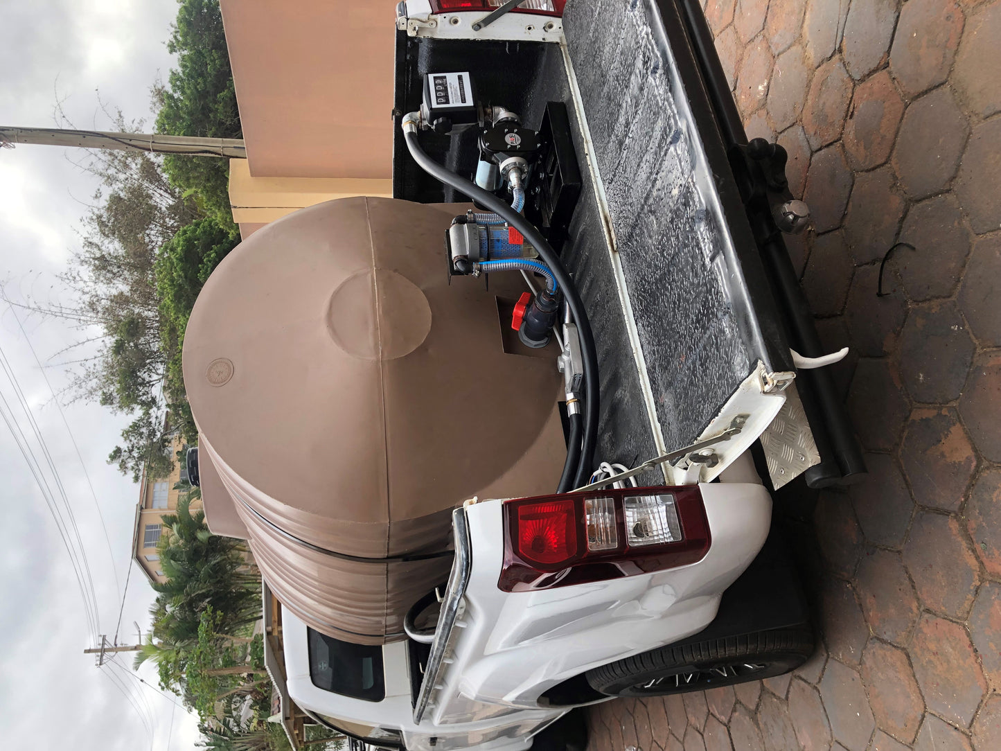 Horizontal fixed diesel bowsers